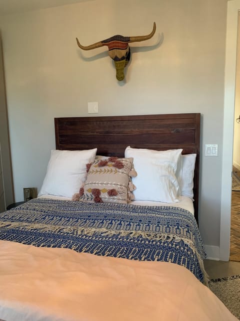 Downstairs queen bedroom