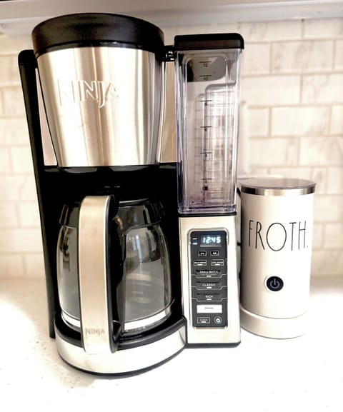 Coffee maker & Froth 