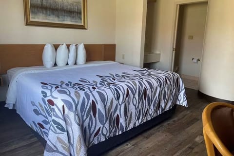 Bedroom. Interior and views may vary based on location and availability