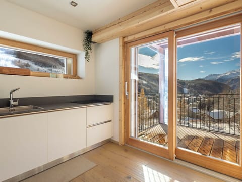 Apartment, Urban Design, Balcony, Condominium, Chair, Hotel, Houseplant, Kitchen & Dining Room Table