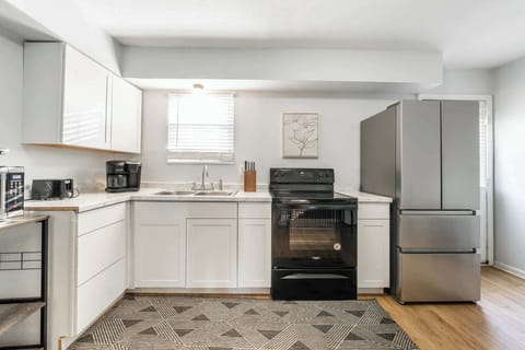 Kitchen: Our kitchen comes with all the essentials you need to prepare delicious meals during your stay. 