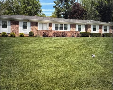 1700 SF Whole Home - all yours for your booking!