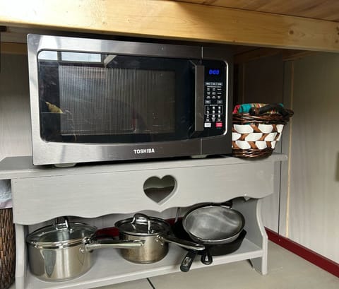 Well-stocked kitchen for those stay in for yummy leftovers days