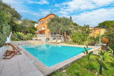 Private Pool