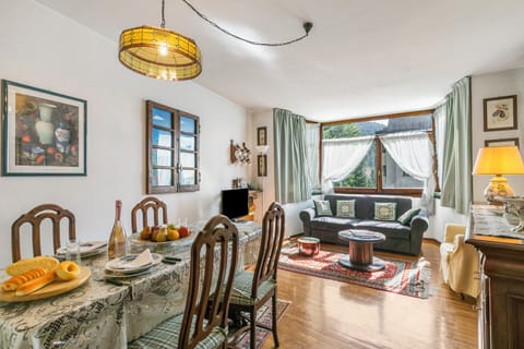 Living and dining room