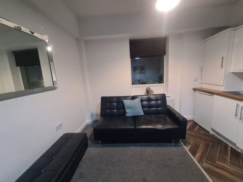 Living Room / Lounge