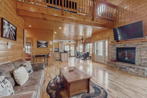Spacious and inviting space with rich wood decor and panoramic mountain views!