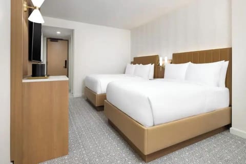 Unit with 2 Double size beds. Interior and views may vary based on location and availability.