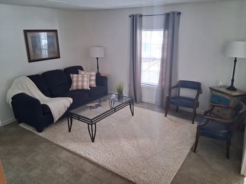 2nd living room area