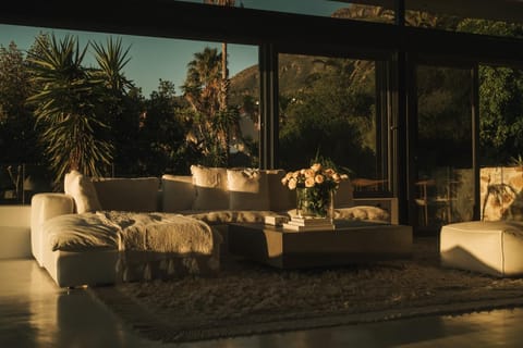Living area within open plan living/kitchen off the master bedroom