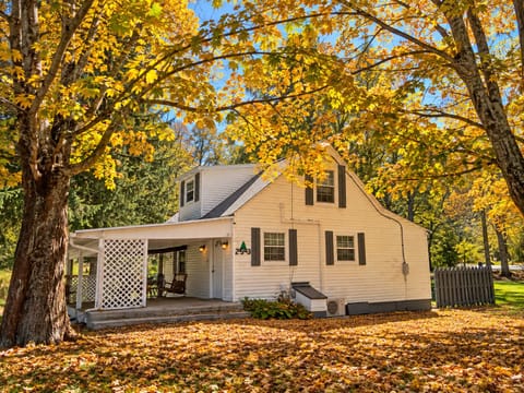 Welcome to Crossroads Cottage  a charming Hocking Hills getaway surrounded by beautiful fall color