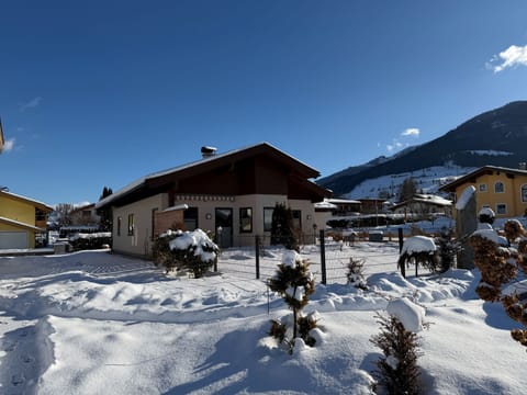 Holiday Home Exterior [winter]