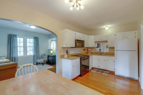 Dining Area & Kitchen | Drip Coffee Pot