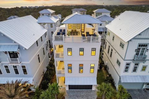 Unwind with Gulf views, lounge seating & an outdoor bar.
