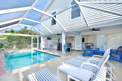 Lower level beautiful views and access through french doors out to lanai