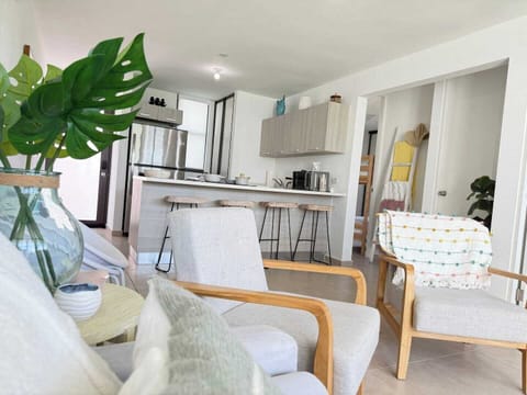 Stylish beach condo