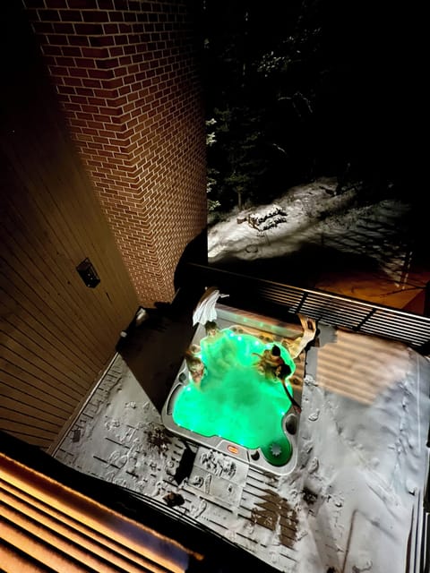 Private hot tub with good views on the Alpine forest.