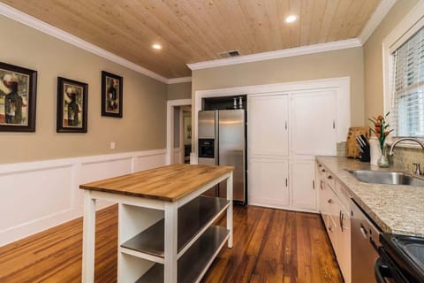 Large spacious eat in kitchen, enjoy making meals and entertaining for your family and friends.  Kitchen has been recently updated with all granite throughout.