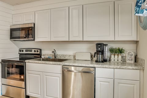 Kitchen | Cooking Basics | Dishware/Flatware | Drip Coffee Maker | Toaster