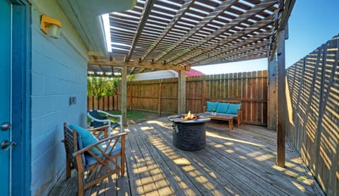 Enjoy outdoor living with a private yard. (Casa Coconut)