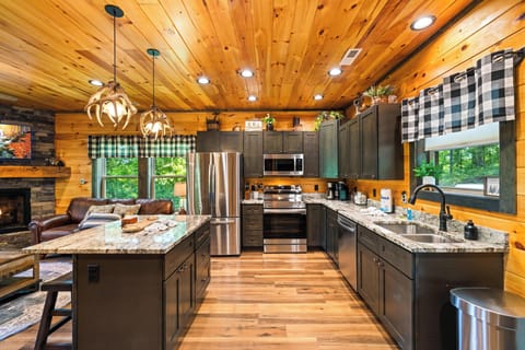 06-374-Buena-Vista-Dr-Sevierville-TN-6