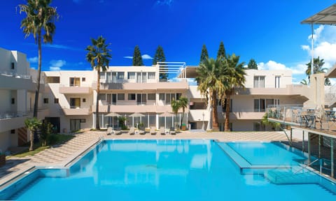 The Garden Hotel | HotelPraxis Group