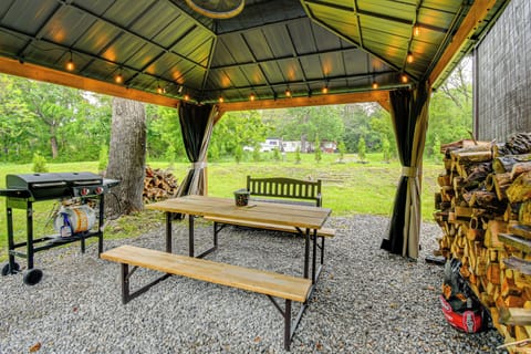 Patriot Vacation Rental | 2BR | 1BA | 760 Sq Ft