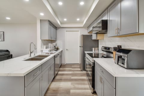 Kitchen | Cooking Basics | Drip & Keurig Coffee Makers | Tea Kettle | Air Fryer