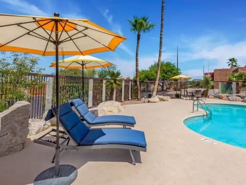 Stretch out on cushioned loungers and soak up warmth.