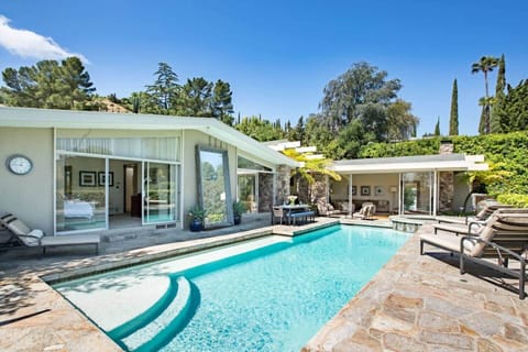 Hollywood Hills Mid Century Modern - Designer Home 