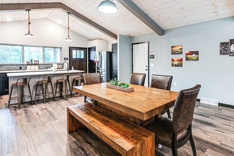 Dining Table | Dishware & Flatware | 1st Floor