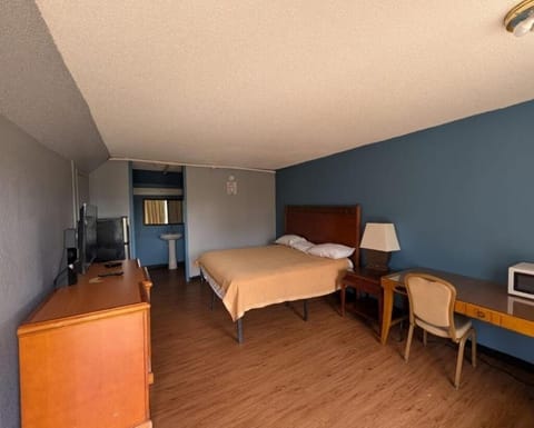 Bedroom. Interior and views may vary based on location and availability.