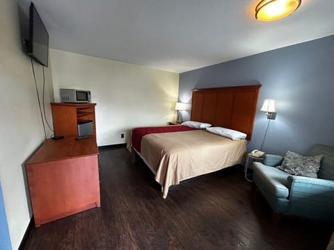 Bedroom. Interior and views may vary based on location and availability