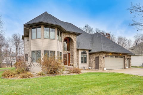 North Mankato Vacation Rental | 4BR | 2.5BA | Steps to Enter | 5,200 Sq Ft