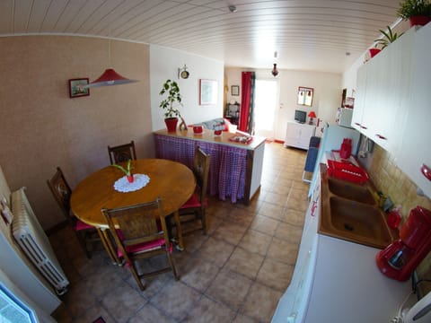 Kitchen / Dining Room