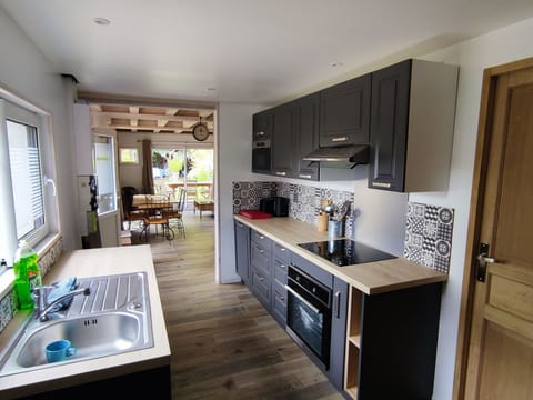 Kitchen / Dining Room