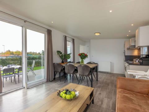 Apartment, Hardwood, Plank, Balcony