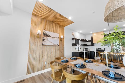 Dining seating for everyone!