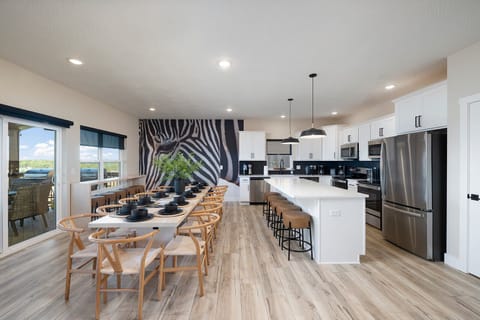 Fully stocked kitchen with dining room for everyone!
