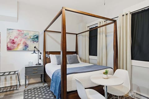 Rest comfortably in the cozy queen bed with fresh linens and a heated blanket for extra warmth