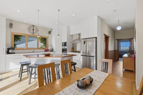 PoetsRoadRetreatsTasmaniaDec2025 33