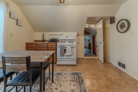 A cozy setting for slow breakfasts and shared dinners.