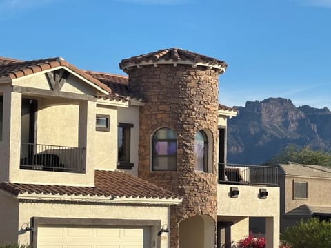 Looking Northeast at property with Superstition Mountains in background