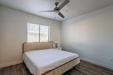 Stunning 1BR1BA w/ InHouseLaundry | Pool | Gym Apartment in Tempe