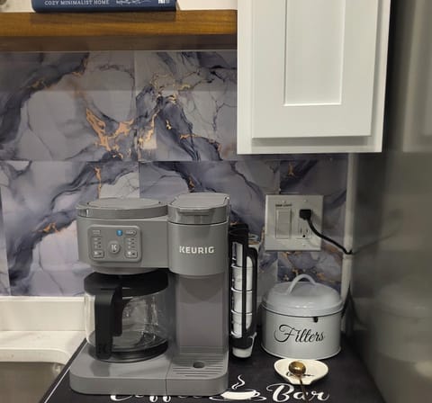 Coffee station- filtered or K-cup