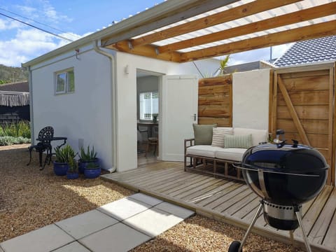 Deck, outside garden and Weber BBQ