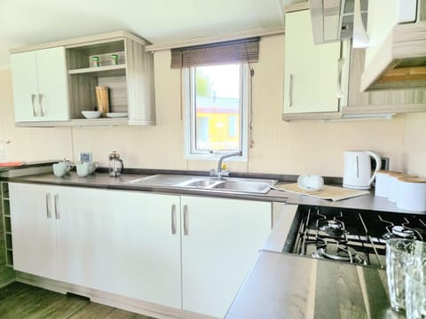 Modern kitchen with appliances to use in Norfolk