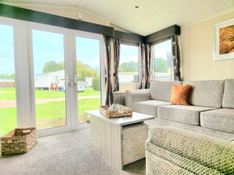 Fun for the whole family at Cherrytree, short drive to local beaches