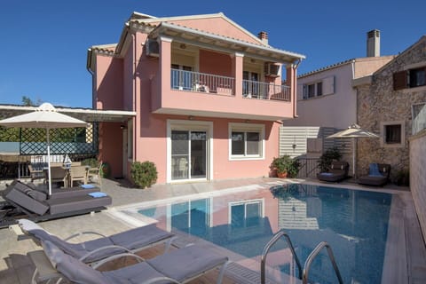 Building Exterior, Outdoor, Pool