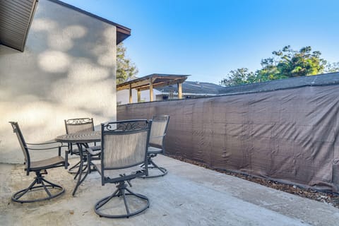 Patio | Dining Space | Gas Grill